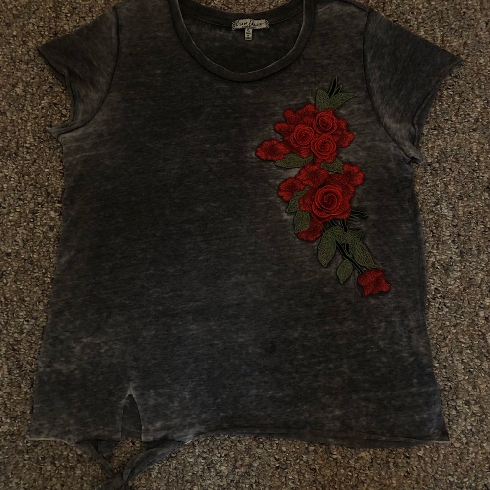 Cute rose top